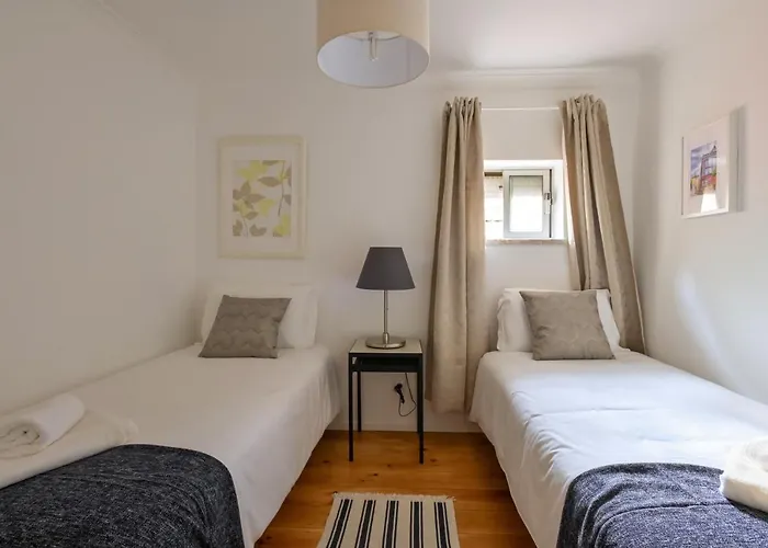 Downtown Santana Apartments Lisbona, Portogallo