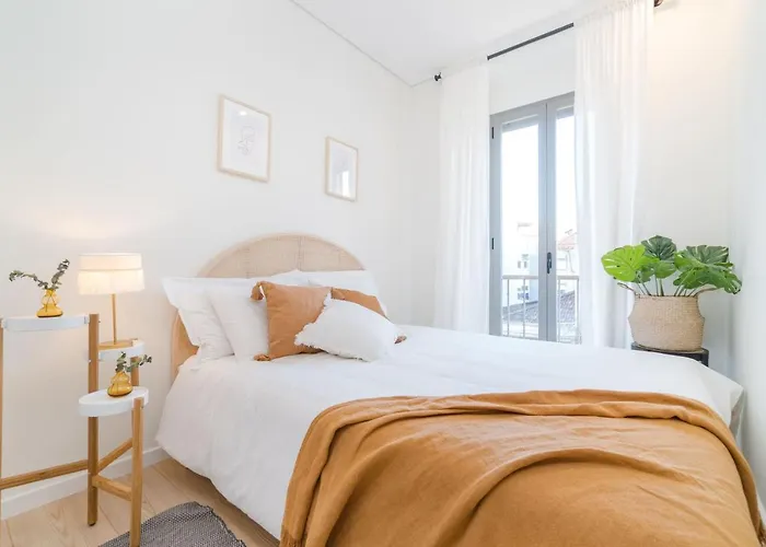 Casa Boma Lisboa - Modern & Luminous Apartment With Balcony - Alcantara I, Portugal