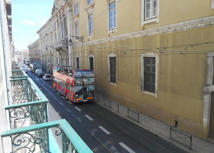 Lisbon Arsenal Suites