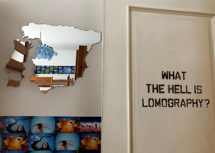 Living Lounge Hostel
