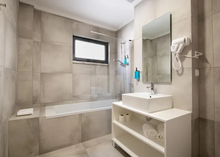 Lsa Campos By Numa